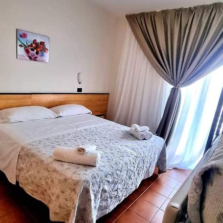 Hotel Bisanzio Cervia Exterior foto