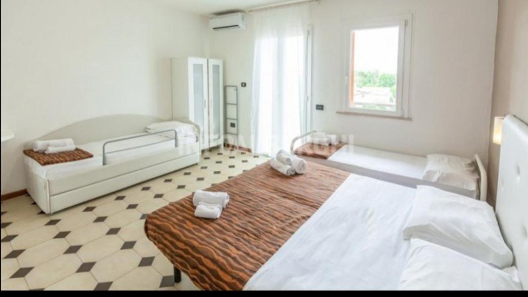 Hotel Bisanzio Cervia Exterior foto